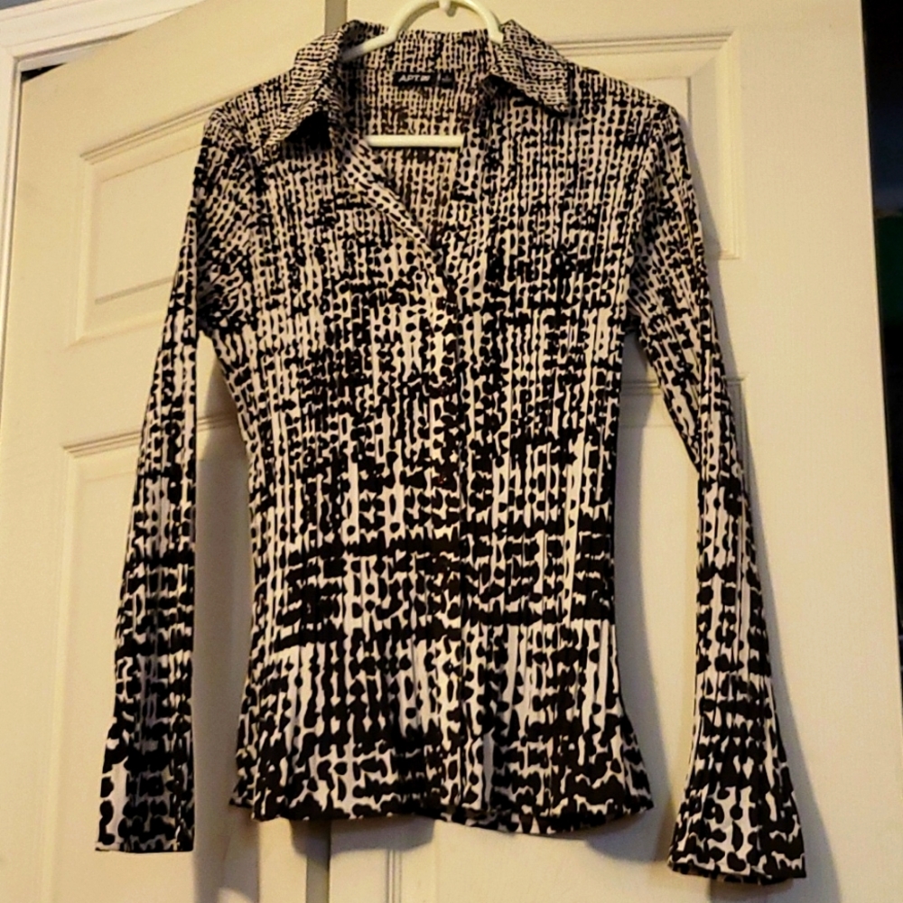 Apt 9, size large, dark brown/cream, blouse, bell sleeves